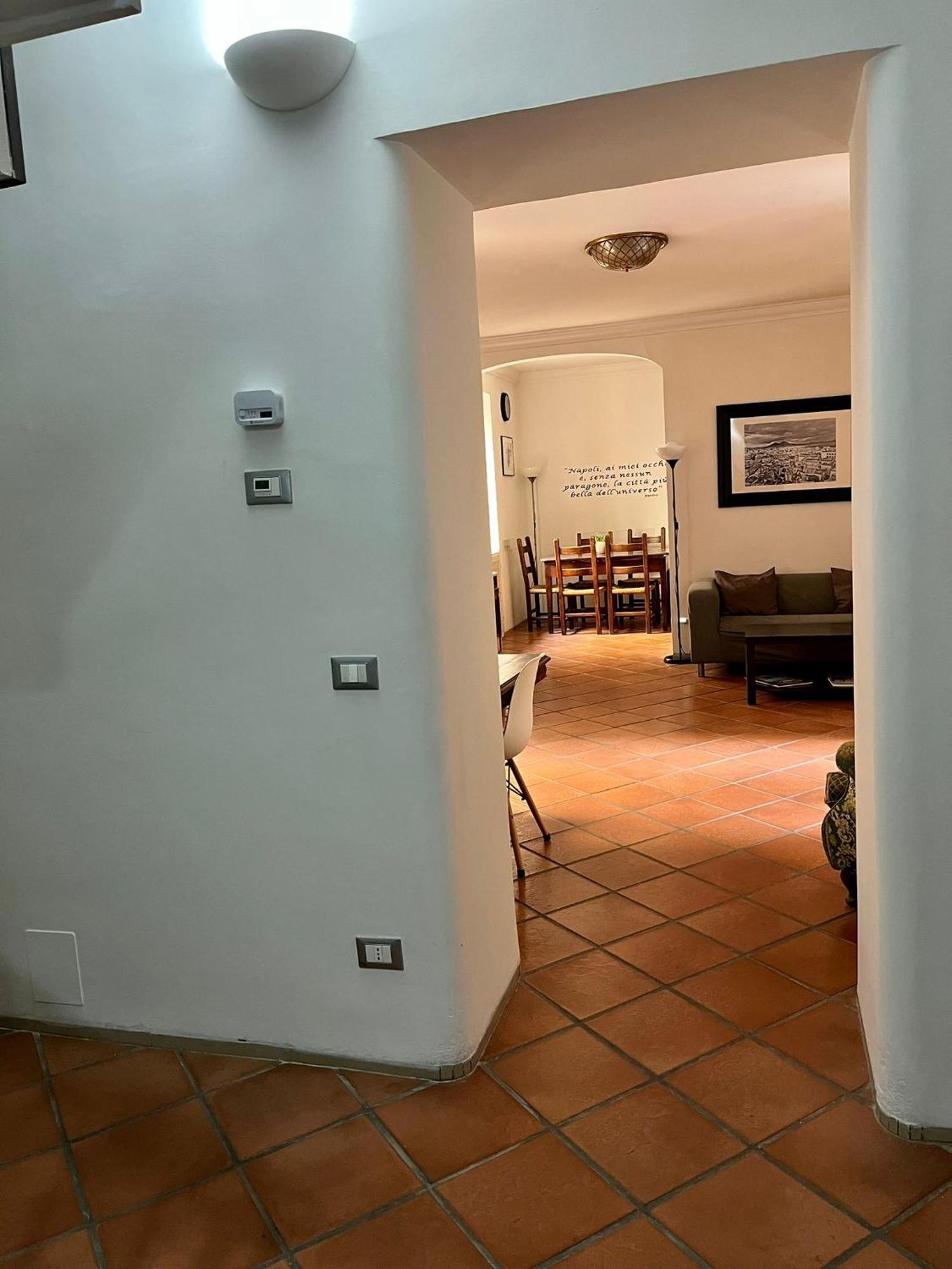 Palazzo Rota Guesthouse ナポリ エクステリア 写真