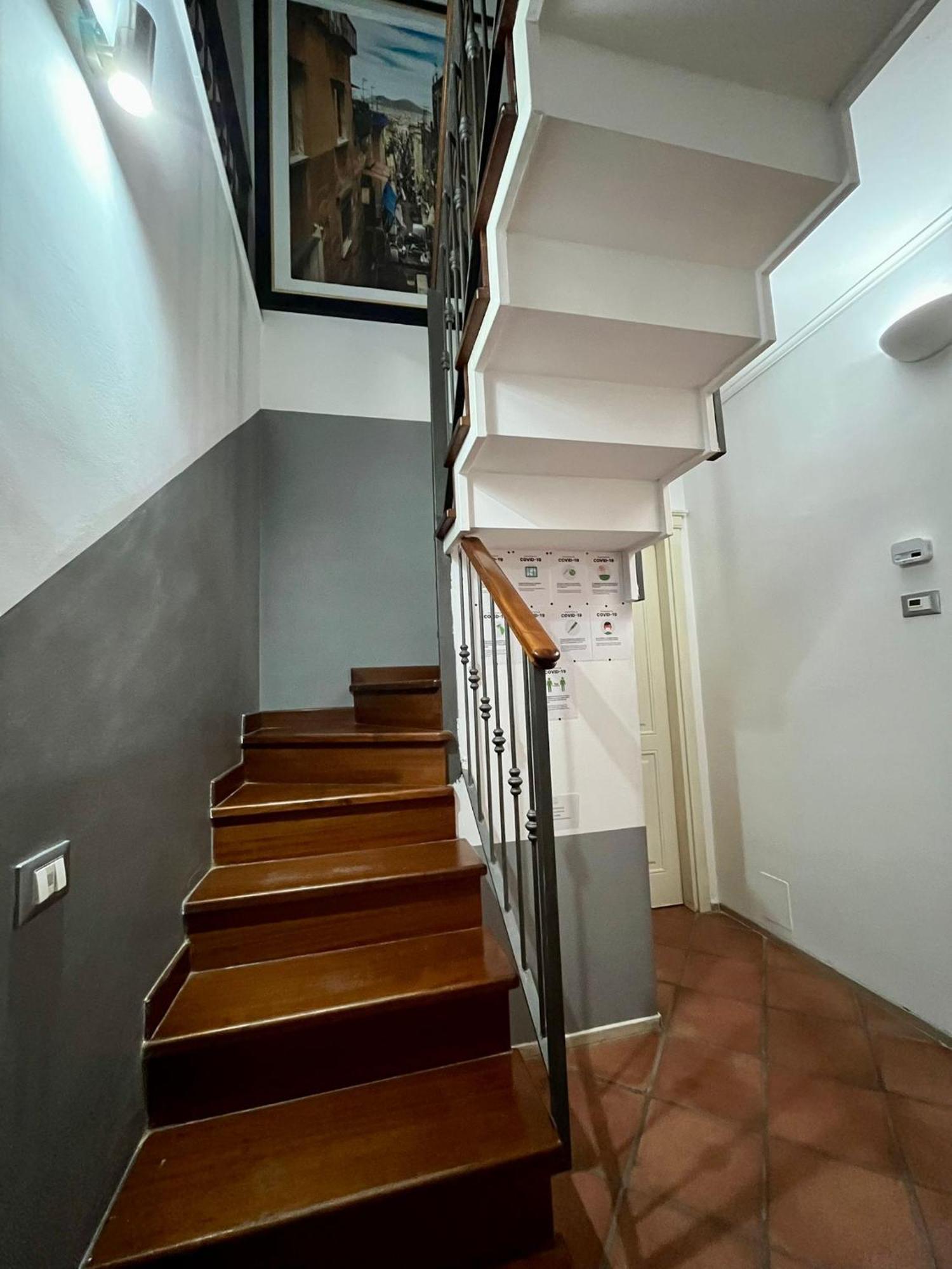 Palazzo Rota Guesthouse ナポリ エクステリア 写真