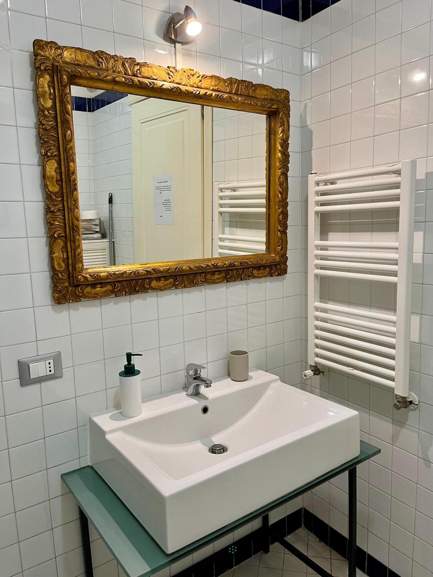 Palazzo Rota Guesthouse ナポリ エクステリア 写真
